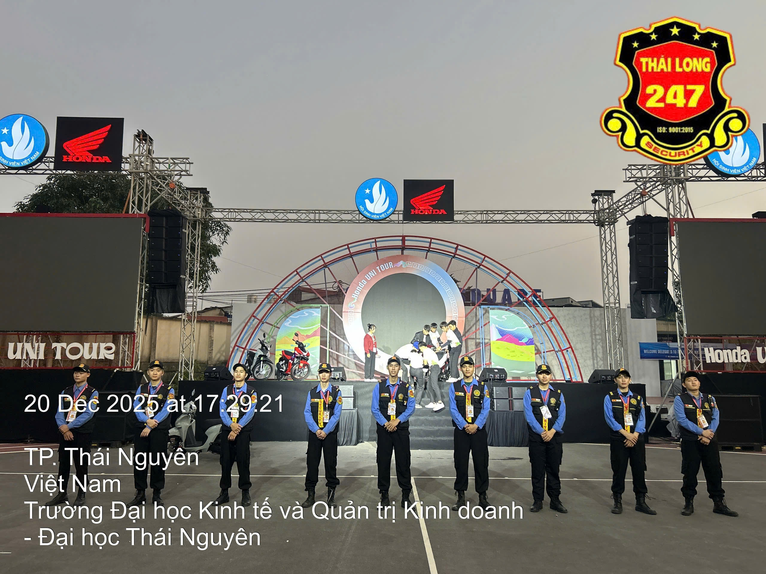 Bảo Vệ An Ninh Cổng Nhà Máy