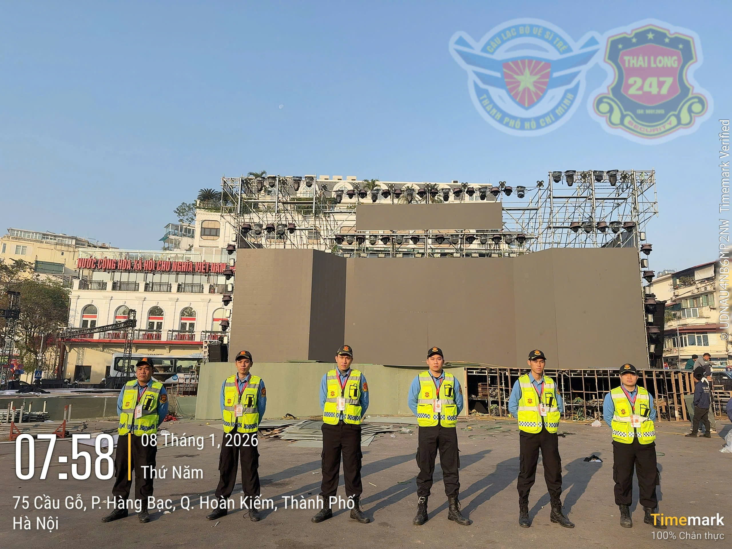 Bảo Vệ An Ninh Cổng Nhà Máy